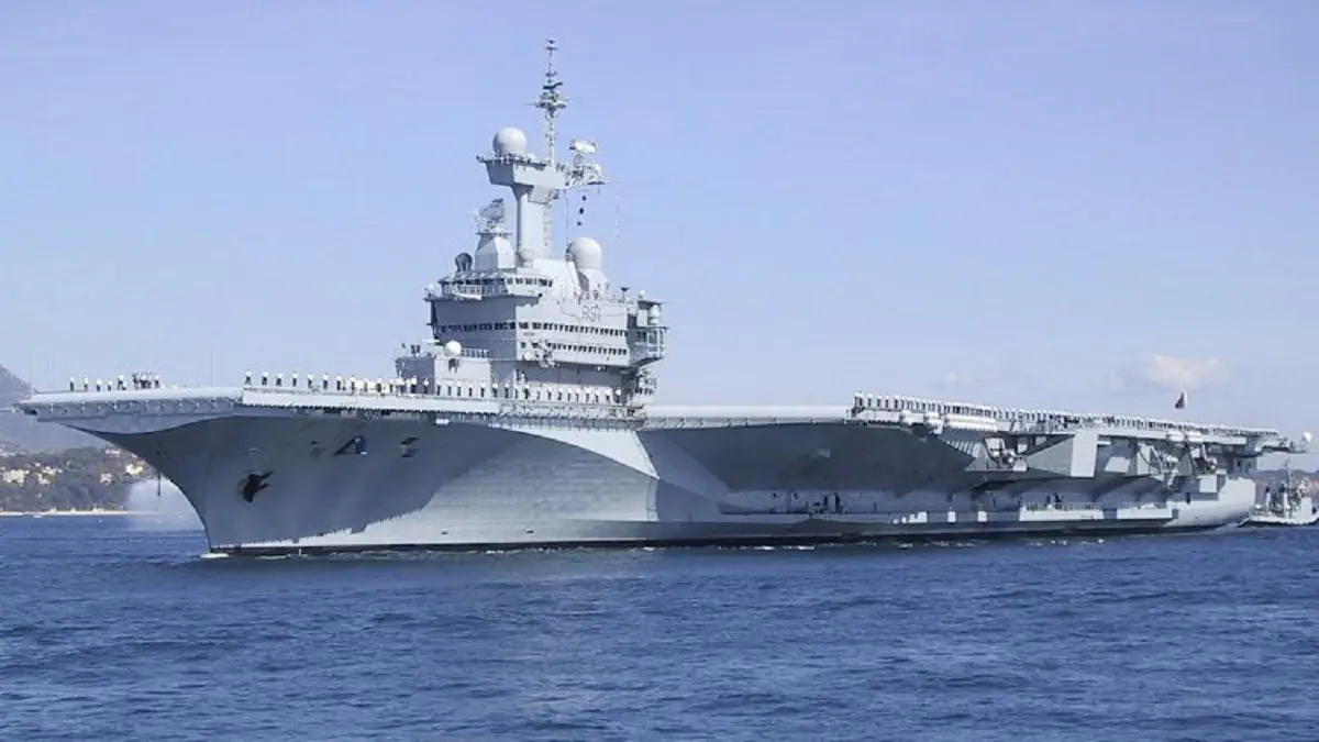 فرنسا ترجح انتقال "كورونا" إلى حاملة الطائرات "شارل ديغول" في ميناء بريست