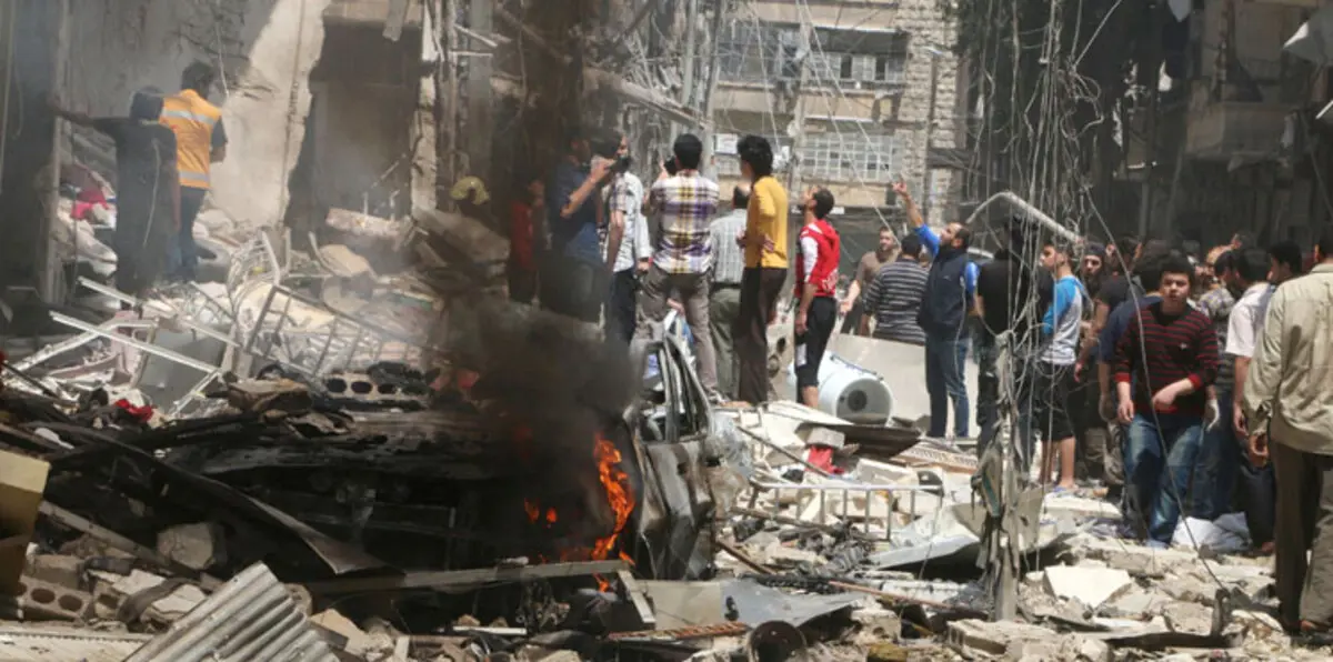 ‫غارات جوية تستهدف مناطق المعارضة في حلب رغم الهدنة