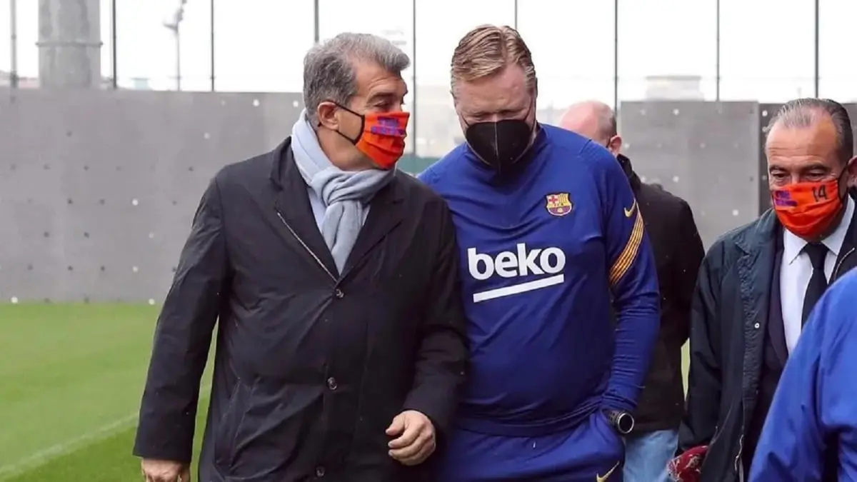 رونالد كومان ينتقد لابورتا.. لماذا تركت ميسي يرحل ودفعت 55 مليون يورو من أجل فيران توريس؟