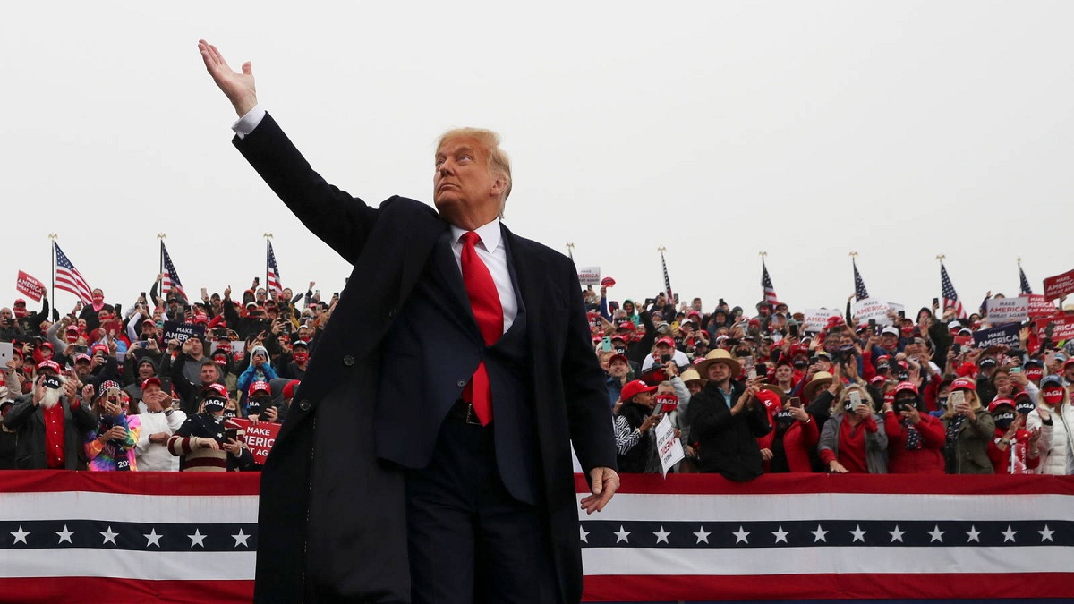 4 سنوات عاصفة.. ترامب يشاكس العالم بـ"أمريكا أولا" ويربك الخصوم بـ"دبلوماسية تويتر"