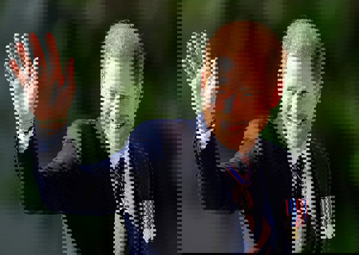 خفايا آخر مكالمة بين الأمير هاري ووالدته الأميرة الراحلة ديانا