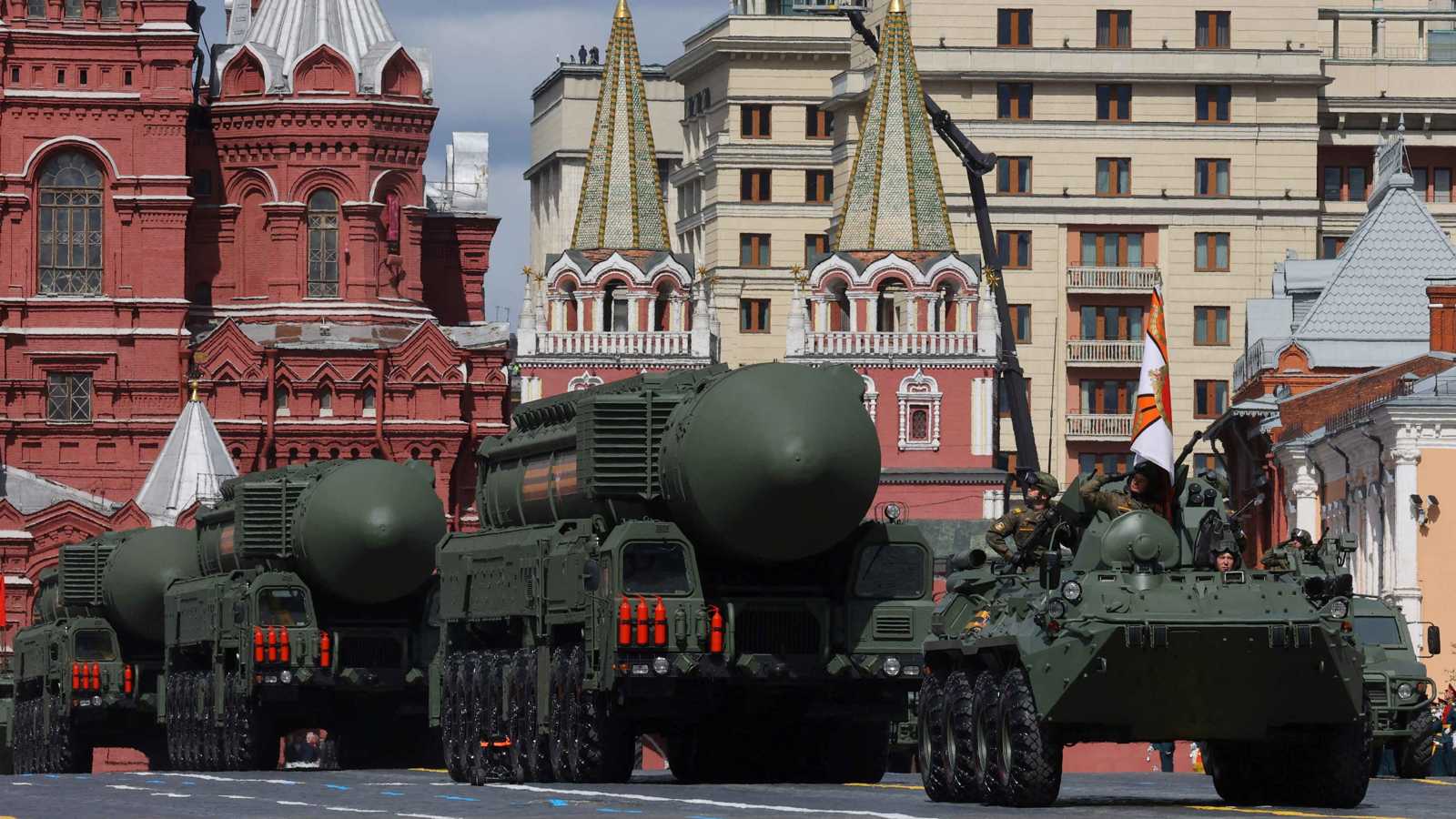 متحدية واشنطن و"الناتو".. موسكو ترفع الحظر عن نشر الصواريخ النووية