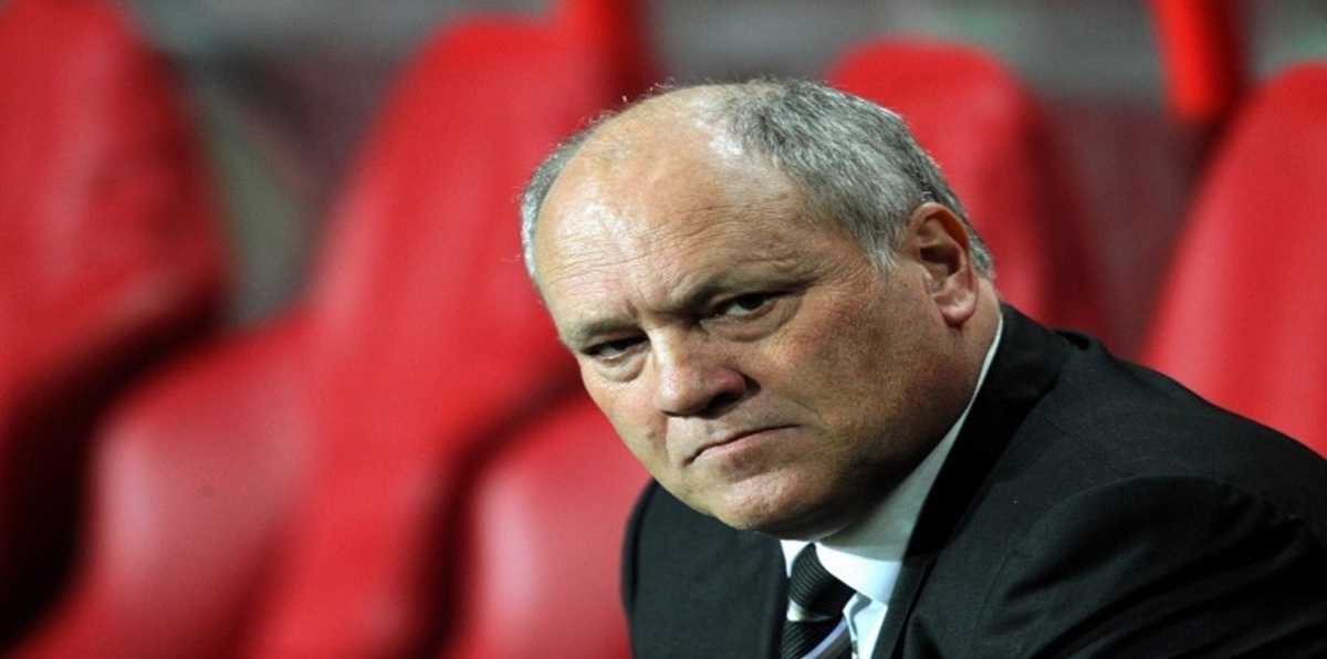 الأهلي المصري يستقر على أول الراحلين