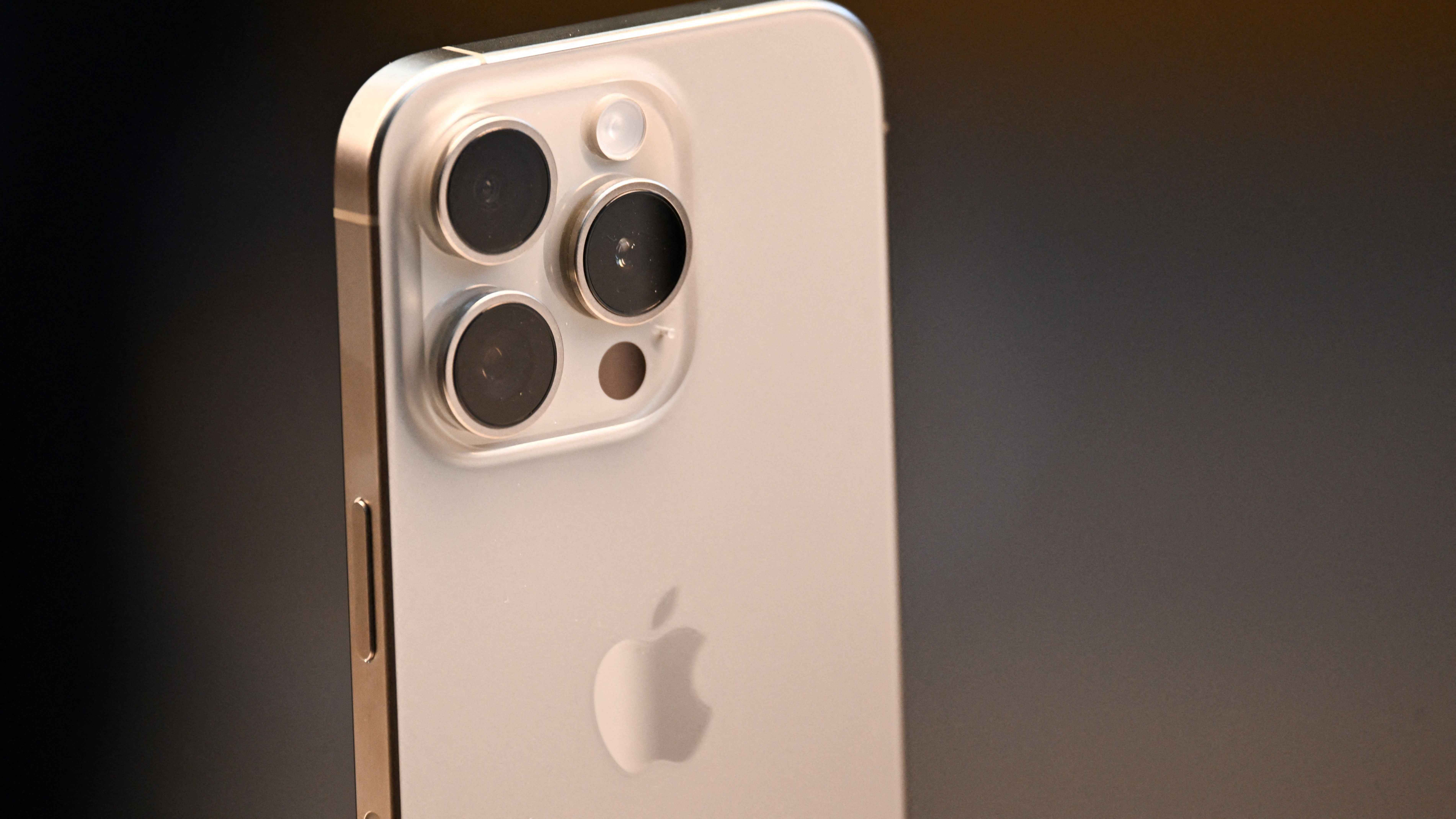 "آيفون 16".. كيف سيكون؟