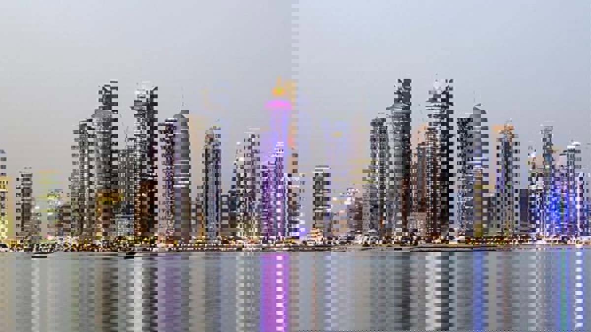 قطر تعيد فتح مكاتب الصرافة اليوم الثلاثاء