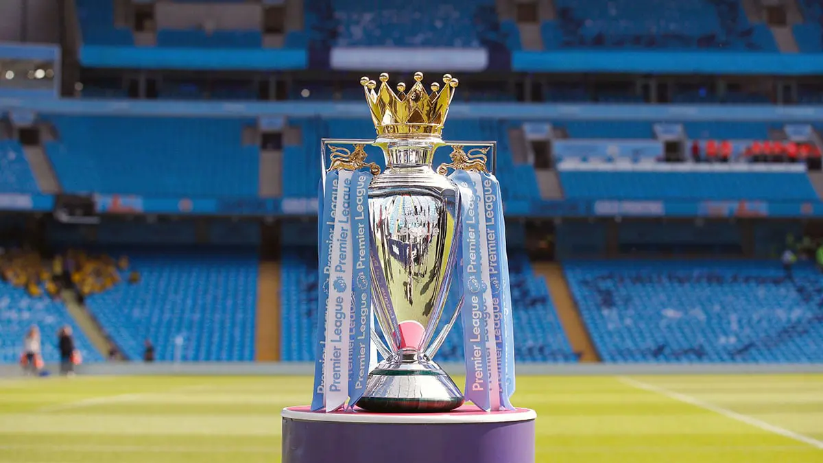 رئيس رابطة البريميرليغ "واثق" من استئناف الدوري الإنجليزي