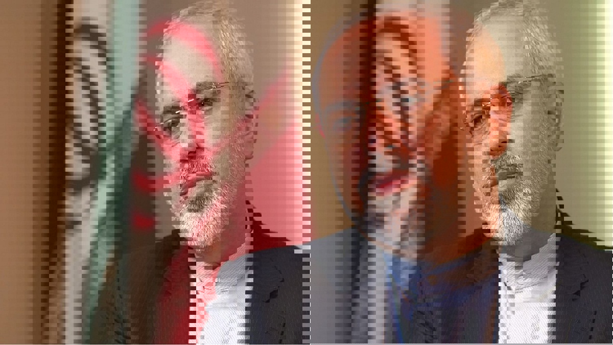 ظريف مهاجمًا مؤتمر وارسو: "ولد ميتًا"