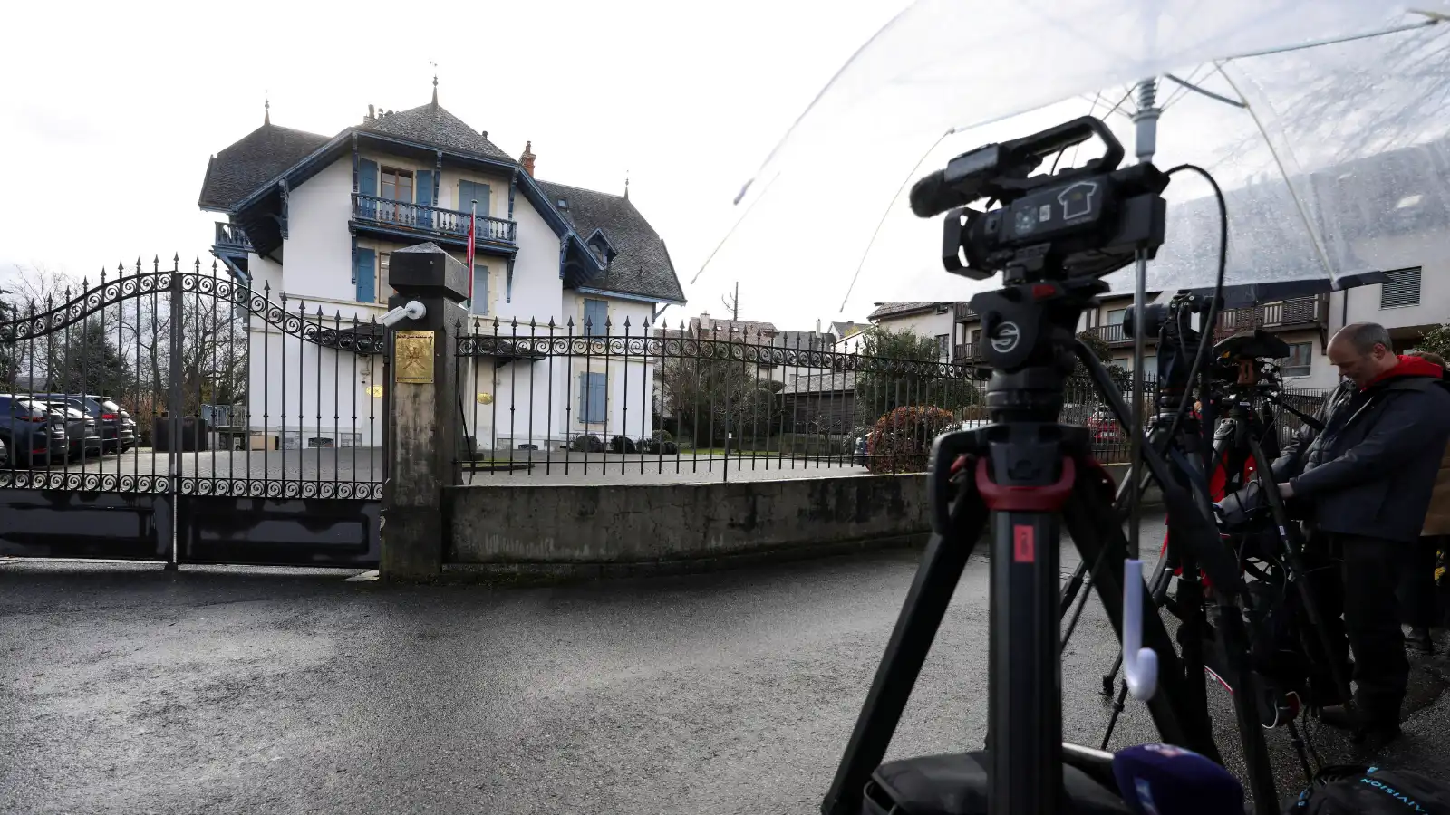 إيران: نجاح المفاوضات يتوقف على تخلي أمريكا عن المطالب "غير الواقعية"