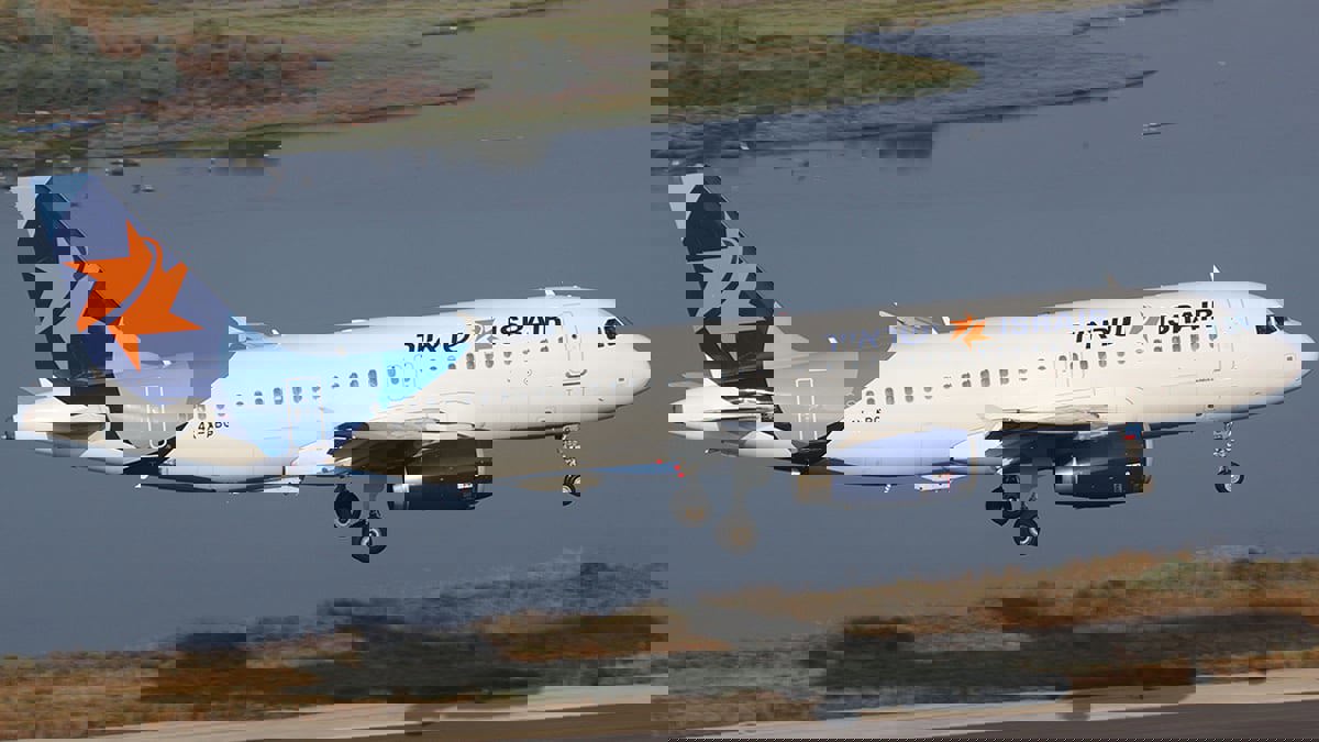 هبوط أول طائرة إسرائيلية في المغرب (فيديو)