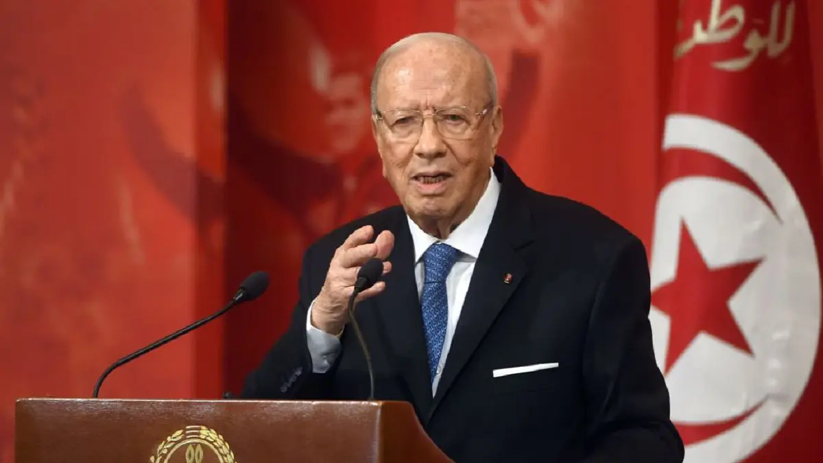 عشية الإضراب العام.. السبسي يحذّر التونسيين من عودة "الخميس الأسود"