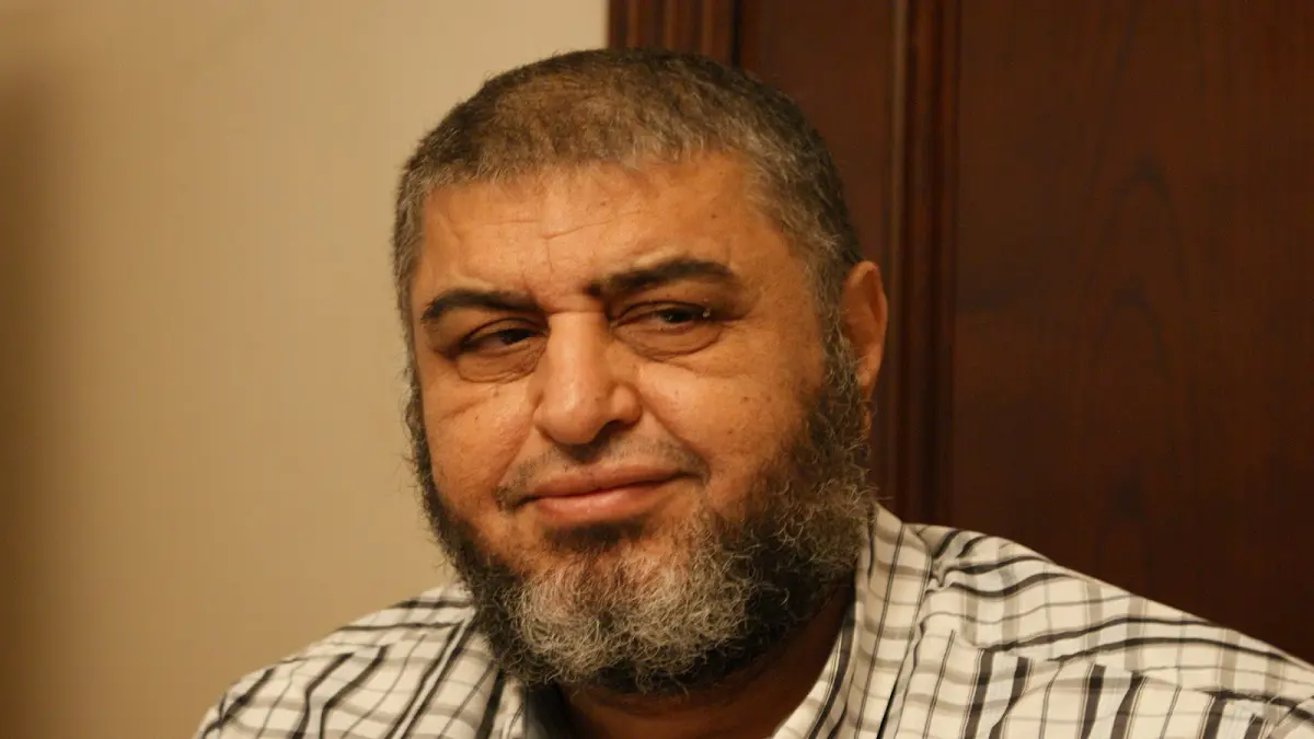 محكمة مصرية تجدد حبس ابنة خيرت الشاطر