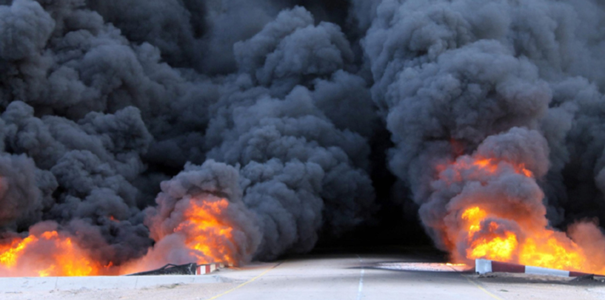 انفجار في خط أنابيب نفطي بميناء "راس لانوف" الليبي