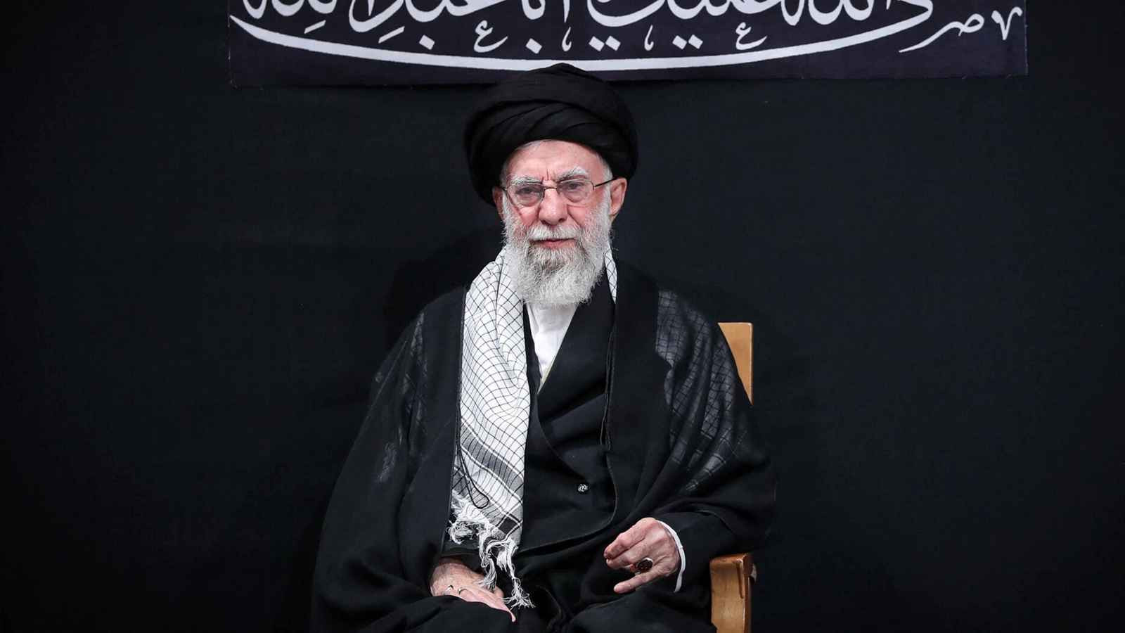 أول قرار غير عسكري بعد الحرب.. خامنئي يمدد عضوية 3 قياديين "محافظين"