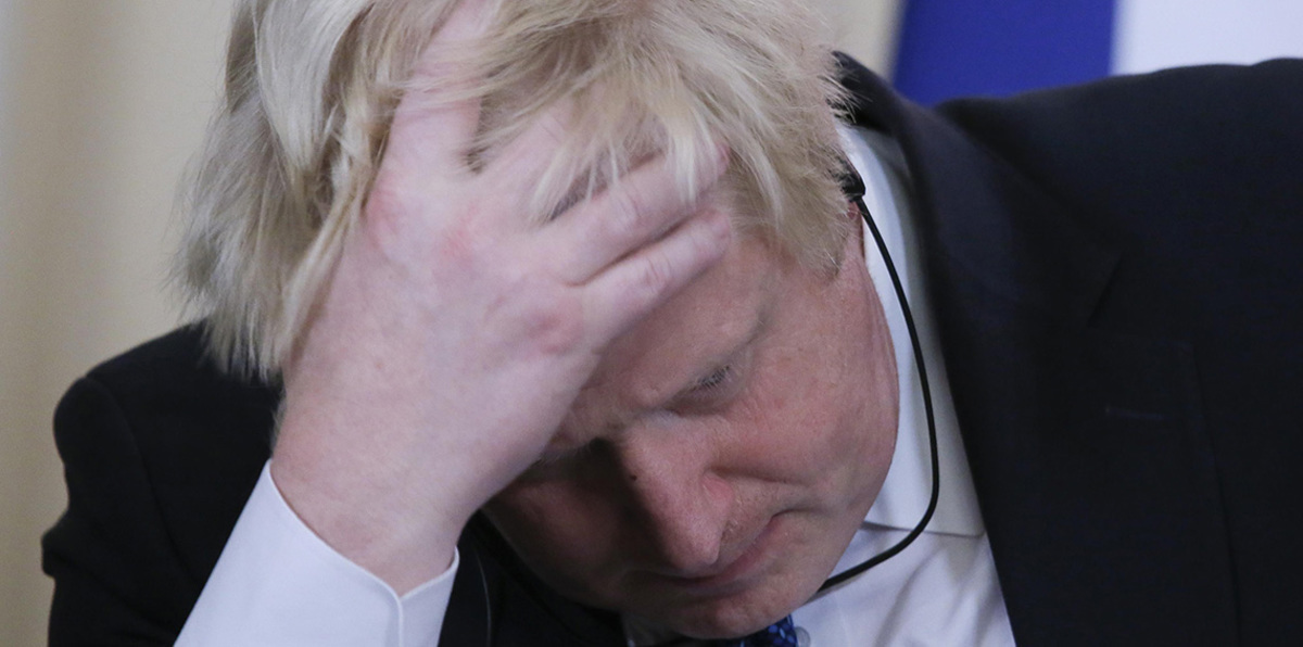 مكررًا أخطاءه "الخرقاء".. وزير خارجية بريطانيا "يخلط" بين اليمن ولبنان مرتين