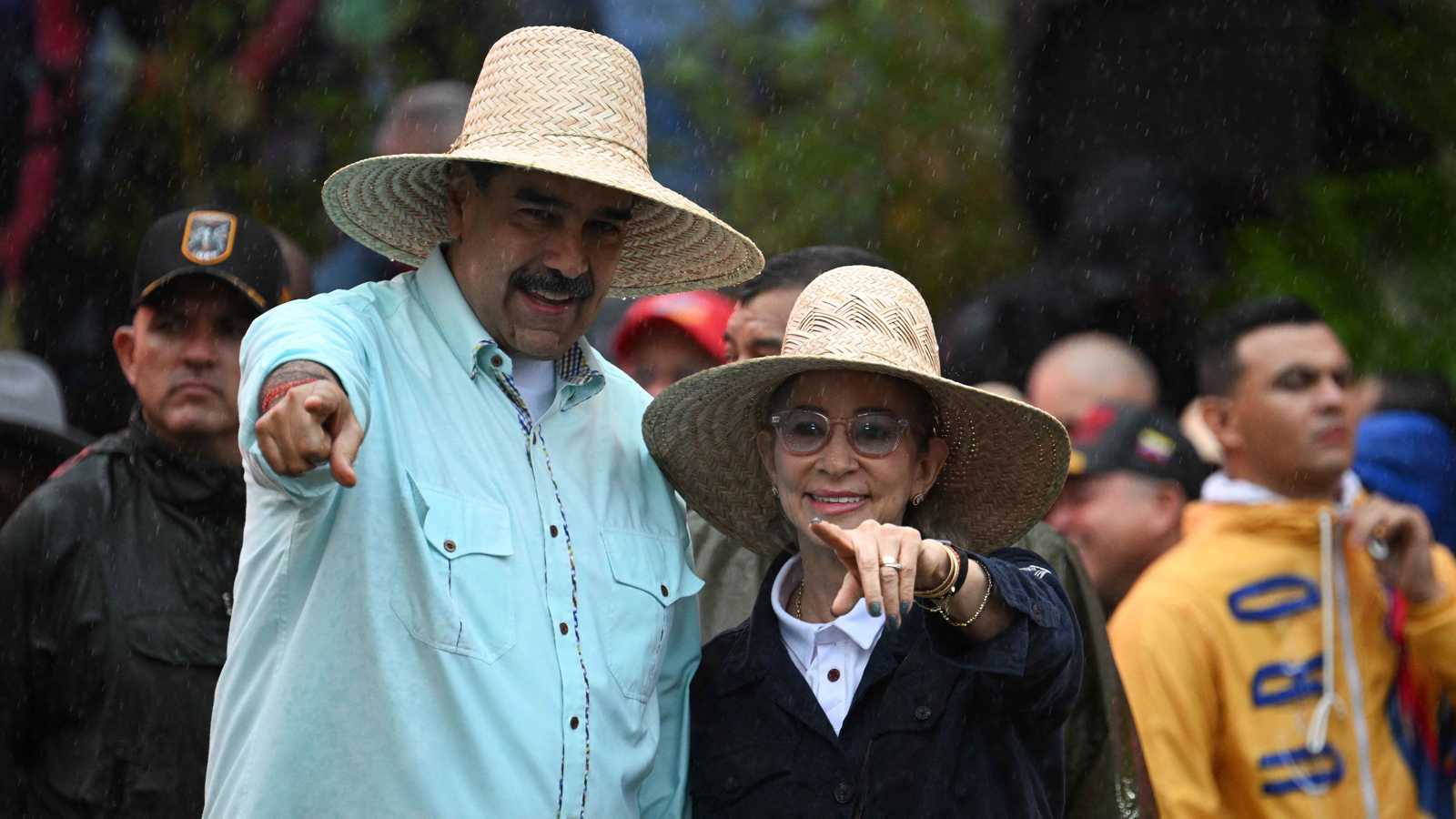 واشنطن تعتزم توجيه تهم مرتبطة بتهريب المخدرات والإرهاب لمادورو