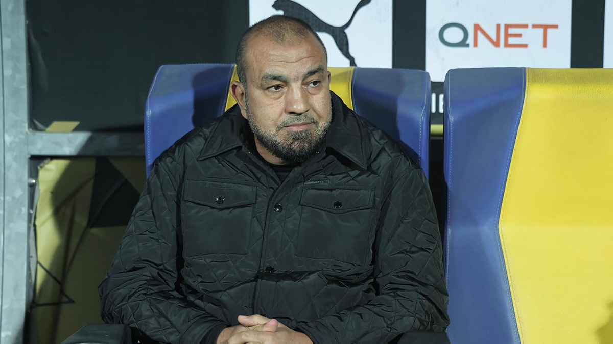 بعد أزمتي إمام عاشور وكهربا.. هل فشل محمد رمضان كمدير كرة للأهلي؟