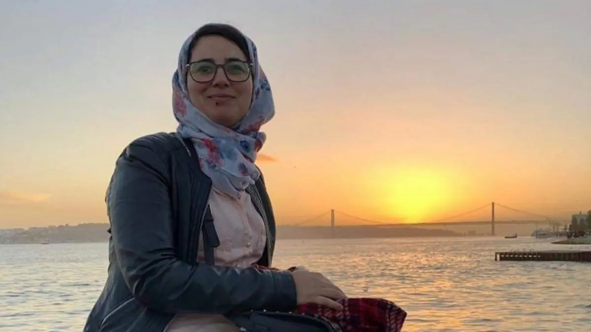 المغرب.. القضاء يؤجل محاكمة الصحفية "هاجر الريسوني"