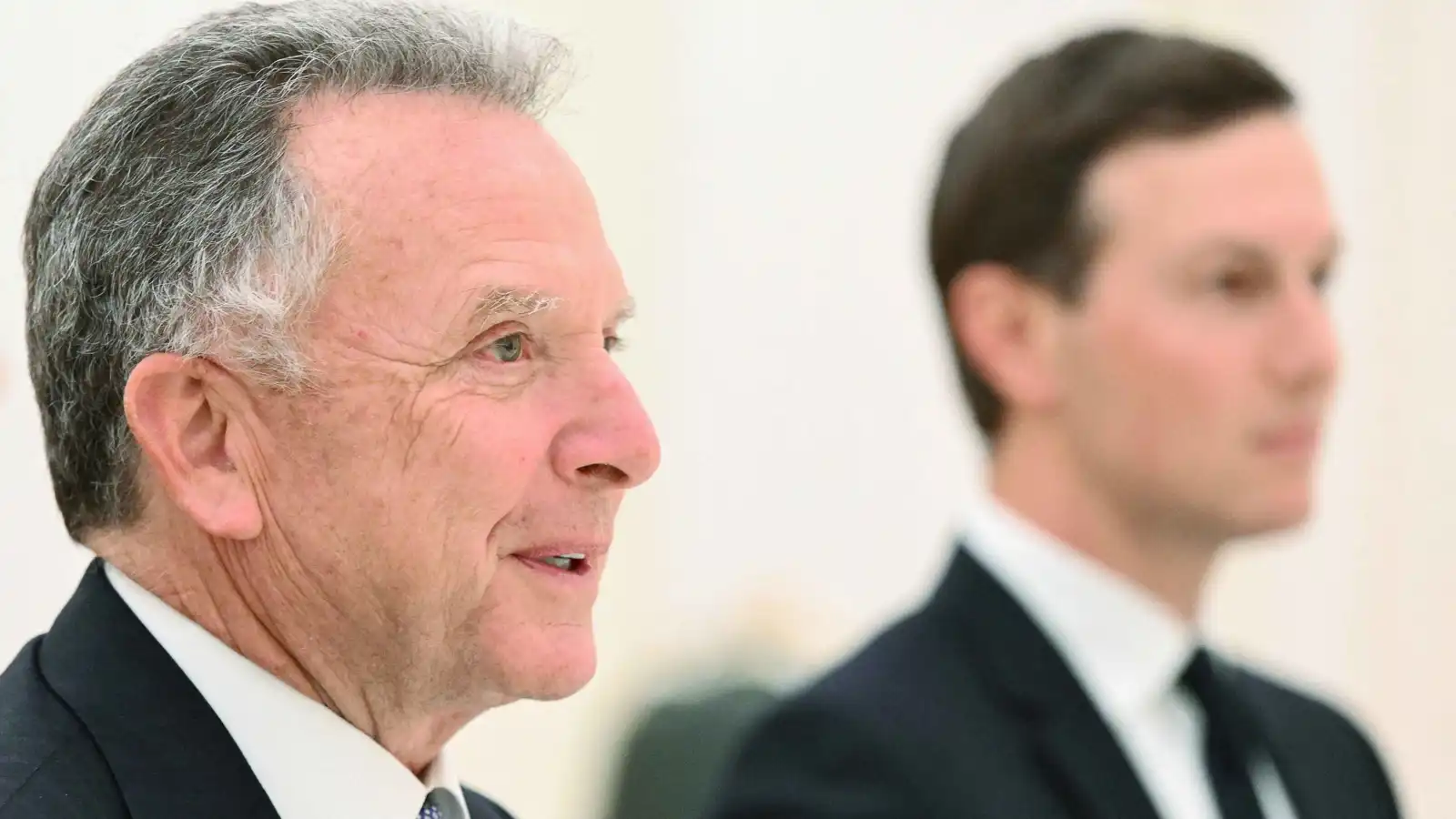 عبر مسقط.. رسائل أمريكية جديدة إلى طهران بشأن المحادثات النووية