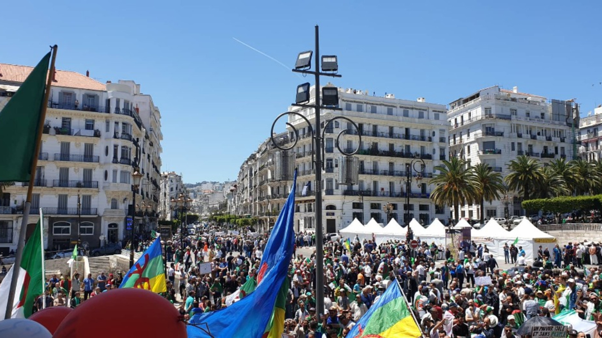 هجوم حاد على "أبواق الفتنة" في الجزائر