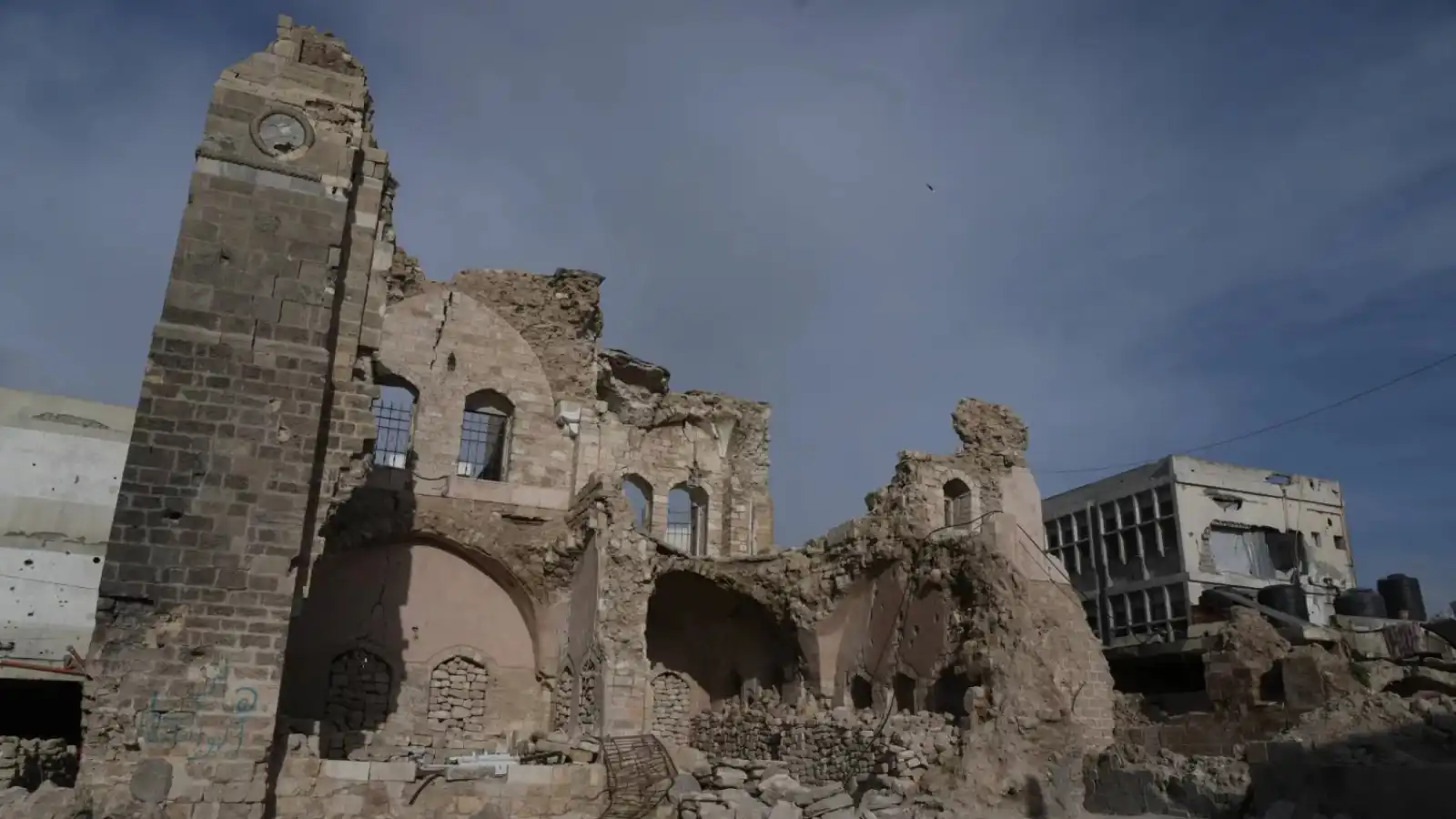 قصر الباشا التاريخي في مدينة غزة بعد غارة جوية إسرائيلية