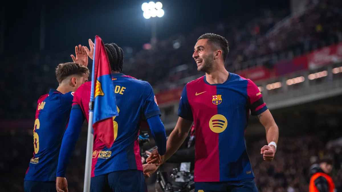 ضربة قوية لبرشلونة قبل مباراة حسم الدوري الإسباني