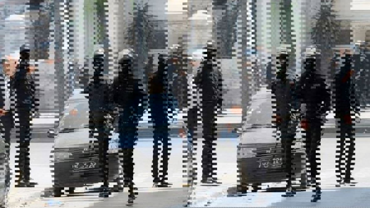 تونس.. المشيشي يكلف الأمن بوقف الاحتجاجات