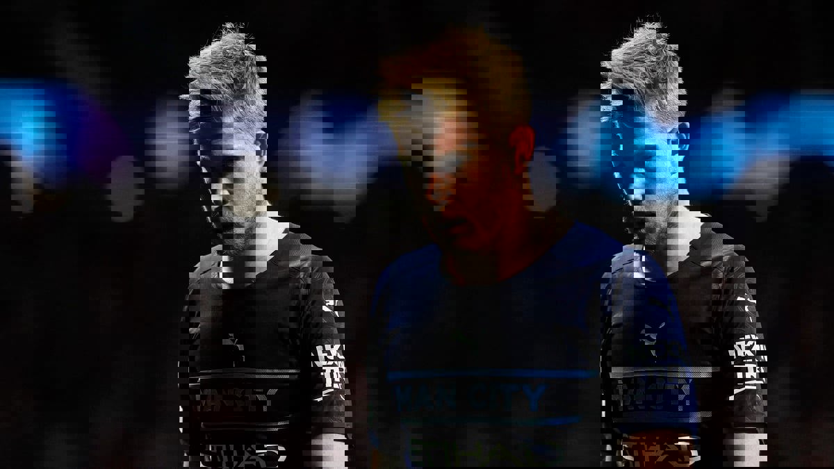 ذا صن: دي بروين سيغيب عن مباراة مانشستر سيتي ضد ليفربول ويسابق الزمن للحاق بمواجهة ريال مدريد