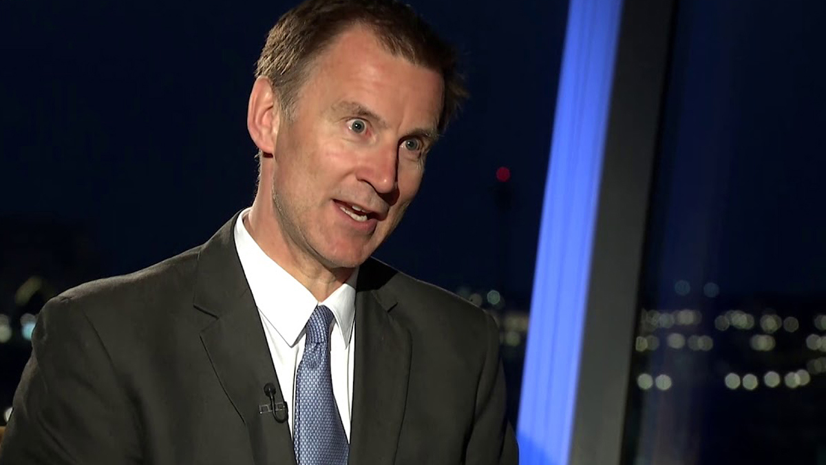 بريطانيا تعلق على احتجاز سفيرها في طهران