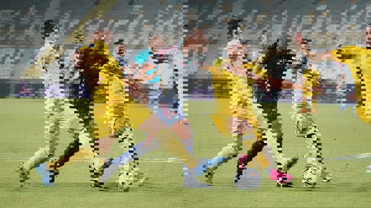 إسماعيل مطر يعلق على استبعاده من قائمة منتخب الإمارات (فيديو)