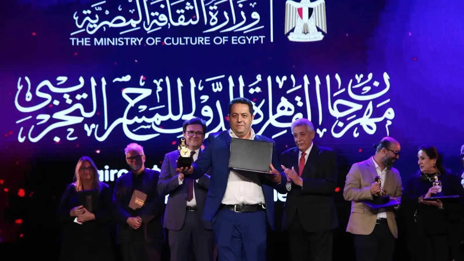 "روضة العشاق" تعيد المسرح التونسي إلى الواجهة