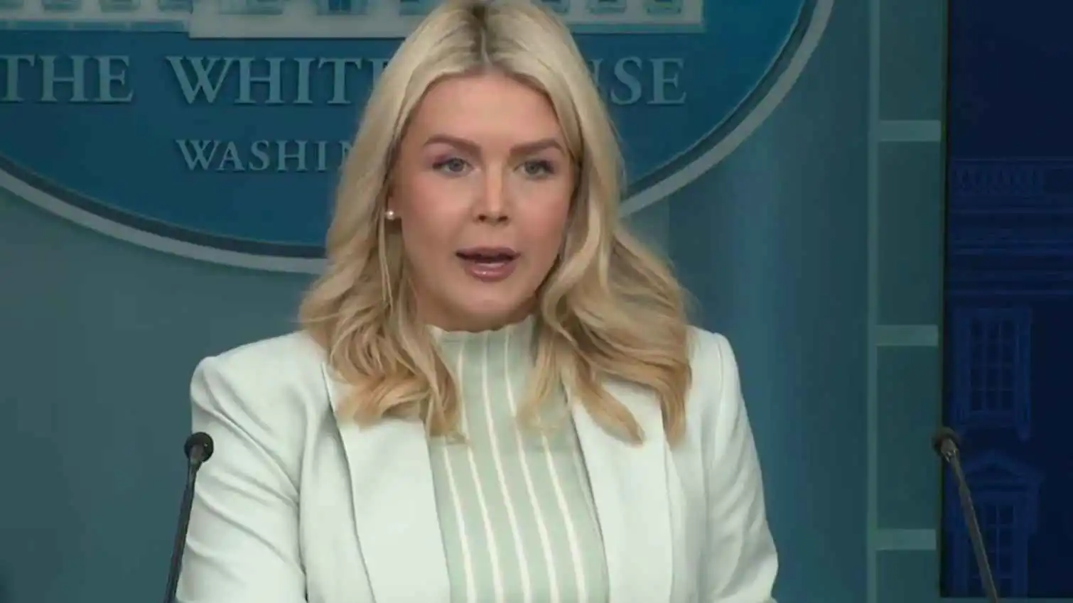 البيت الأبيض: إيران طلبت لقاء مباشرا مع مفاوضين أمريكيين في باكستان