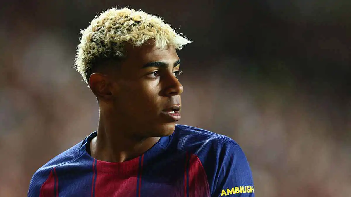 "من يقول غير ذلك كاذب".. يامال يعترف برغبته في الفوز بالكرة الذهبية