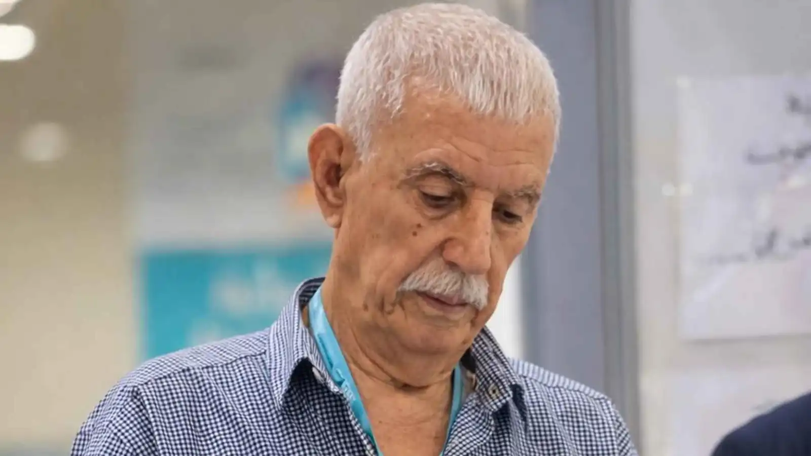 الموت يغيّب الأديب العراقي عكاب سالم الطاهر