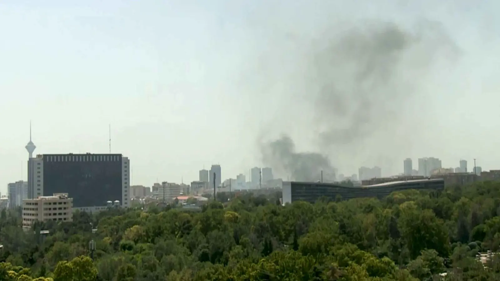 تقديرات استخبارية: البرنامج النووي الإيراني تعطل لأشهر فقط