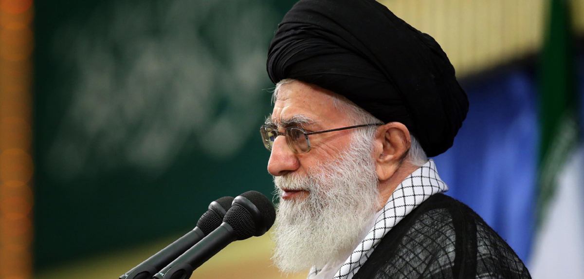 خامنئي يزعم: منفذو هجوم العرض العسكري مولتهم السعودية والإمارات