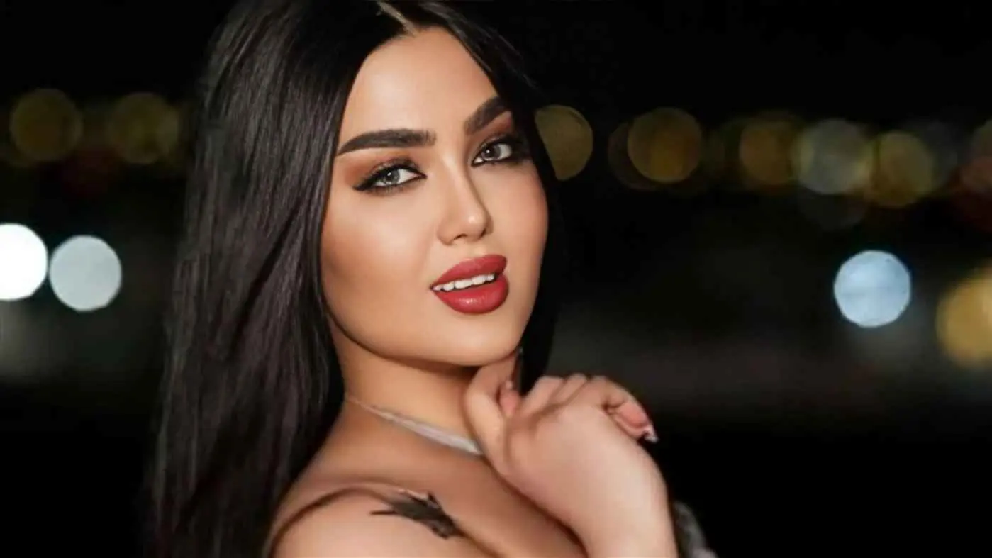 أول تعليق للبلوغر آية الياباني على مزاعم وفاتها بعملية تجميل (صورة)