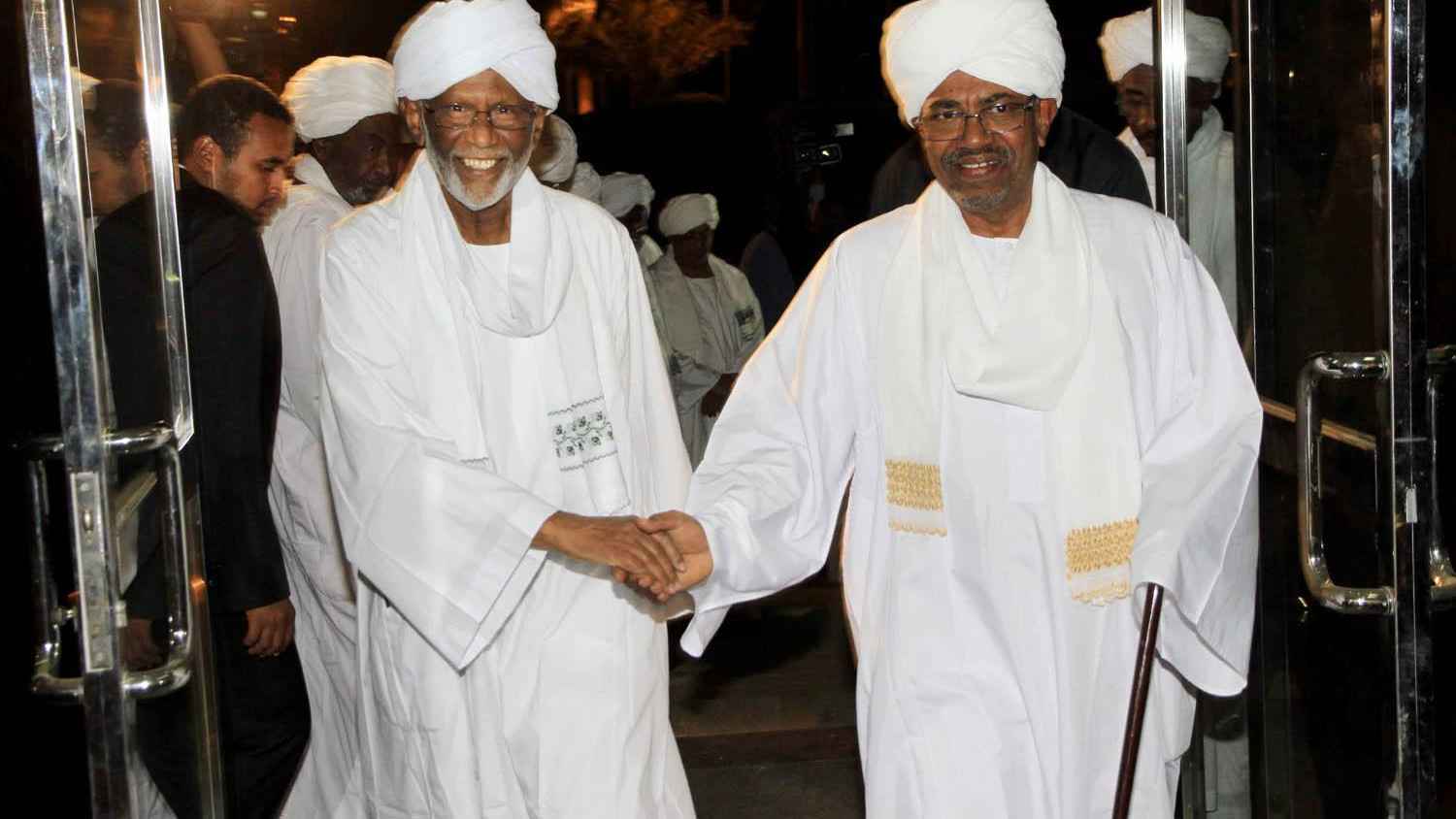 "مشروع التمكين".. كيف سيطر "الإخوان" على مؤسسات السودان؟