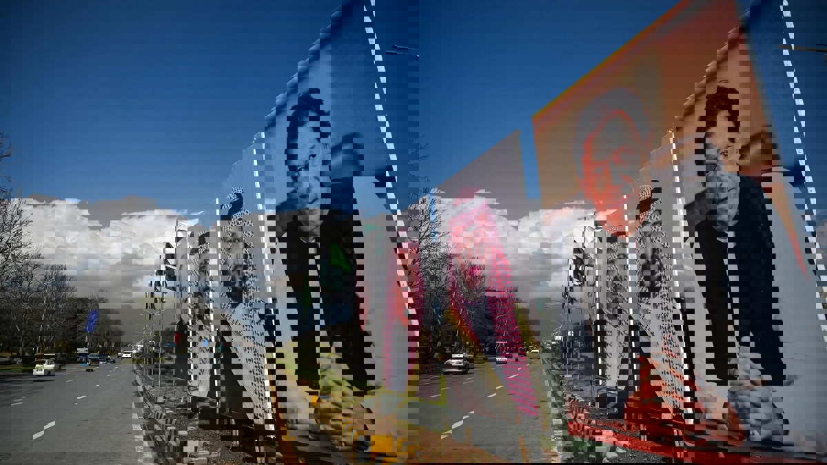 عمران خان: شائعات خلافات باكستان مع السعودية باطلة ونحن على تواصل دائم