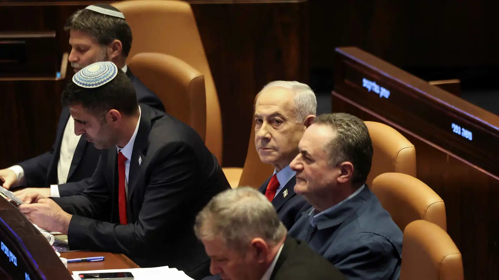 الحكومة الإسرائيلية تقر إصلاحات مصرفية لخفض أسعار الفائدة