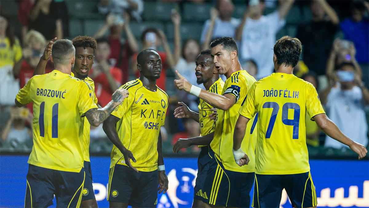 ليس رونالدو أو فيليكس.. جمهور النصر يطالب ماني بالتعلم من هذا اللاعب