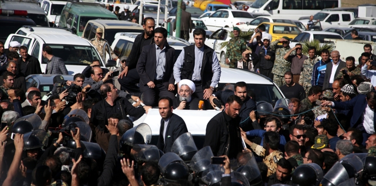روحاني يحمل حكومة نجاد "الفاسدة" مسؤولية ارتفاع عدد ضحايا الزلزال
