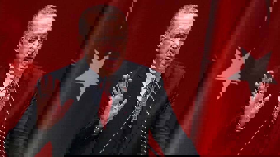 أردوغان يقول إنه لا يستبعد الحوار مع سوريا