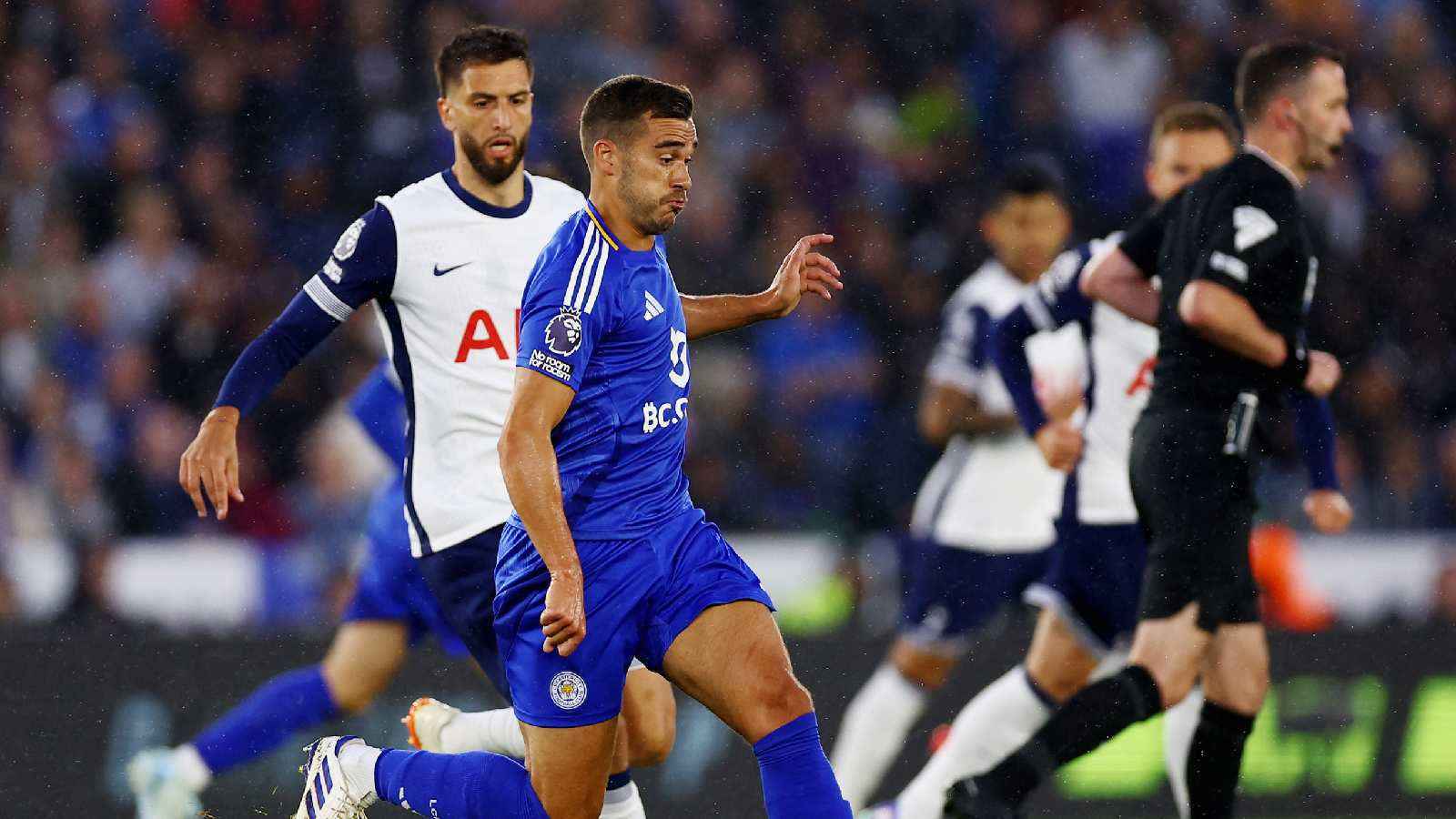 توتنهام يفتتح مشواره في الدوري الإنجليزي بالتعادل مع ليستر سيتي (فيديو)