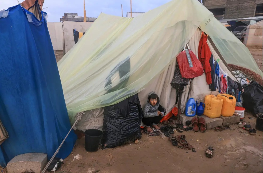 الأمراض الفتاكة في غزة.. هل تتحول إلى أوبئة؟