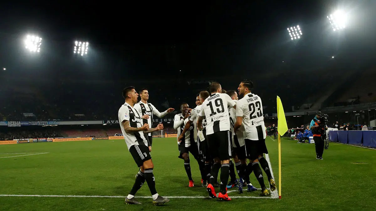 مواعيد أبرز مباريات اليوم والقنوات الناقلة