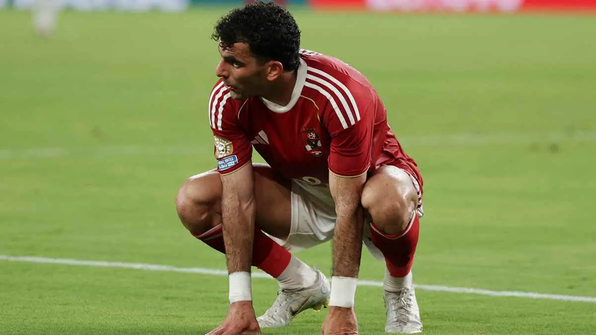 استلم الملفات.. جون إدوارد يقتحم صراع زيزو والزمالك