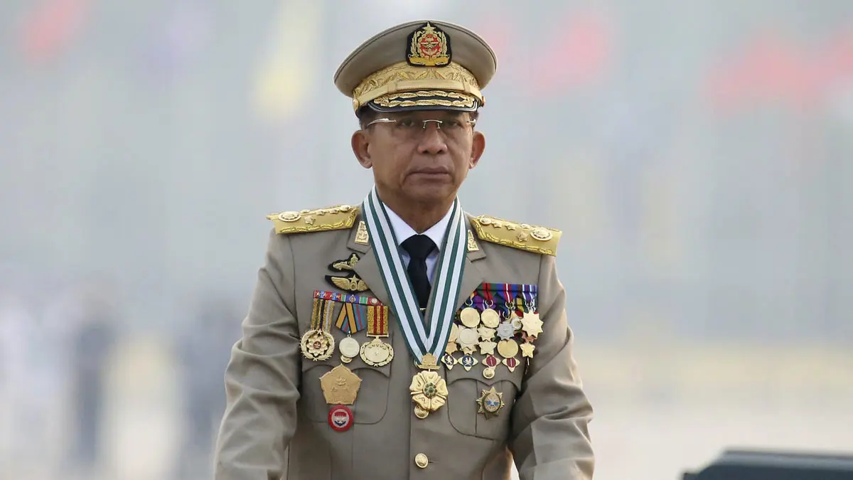 قائد المجموعة العسكرية الحاكمة في بورما يعتزم حضور قمة "آسيان" في جاكارتا