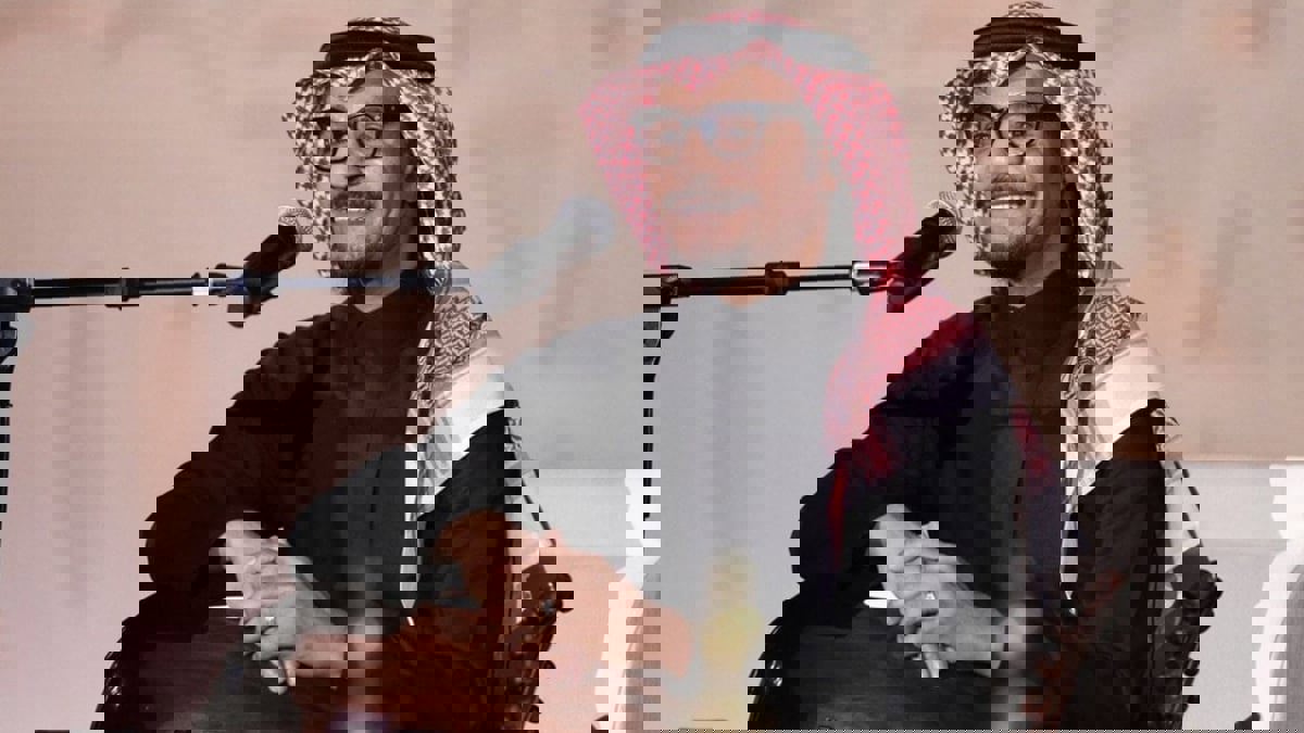 بعد انتقادات طالته.. رابح صقر يكشف سبب عدم مصافحته شخصًا كان في استقباله