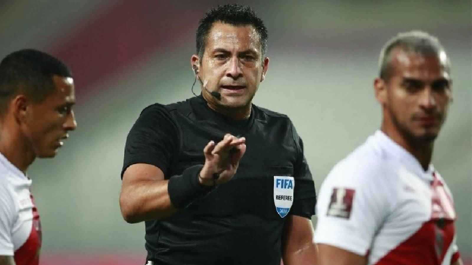 من هو حكم كلاسيكو الهلال والأهلي في الدوري السعودي؟