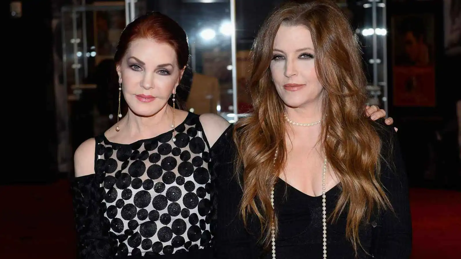 بريسيلا بريسلي تروي اللحظة المؤلمة لفصل جهاز التنفس عن ابنتها ليزا